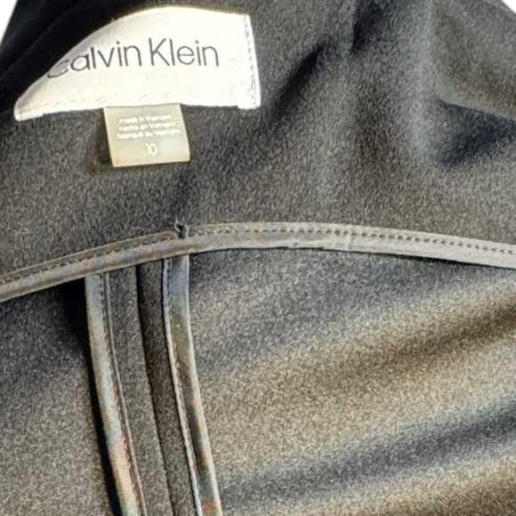 Calvin Klein Black Structured Blazer with Notched Lapels - Picture 7 of 9